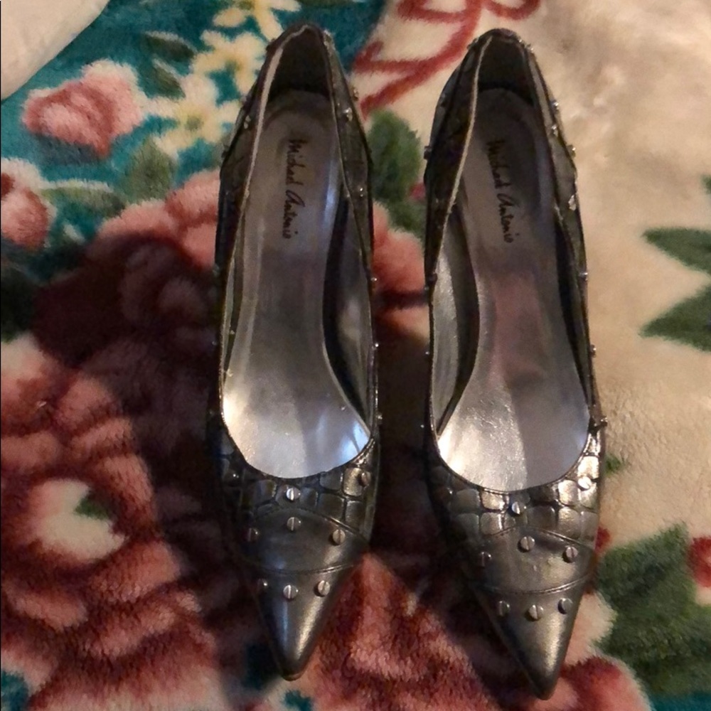 Michael Antonio heels